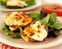 Sweet Chilli Mushrooms with Halloumi Cheese